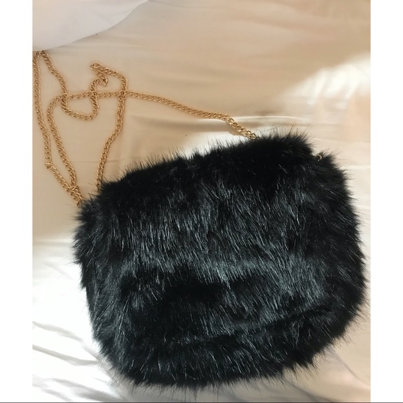Forever 21 Handbags - Faux fur crossbody bag